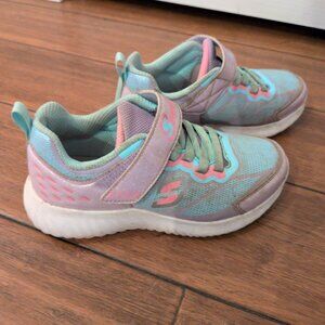 Sketchers Girls 13 Sneaker